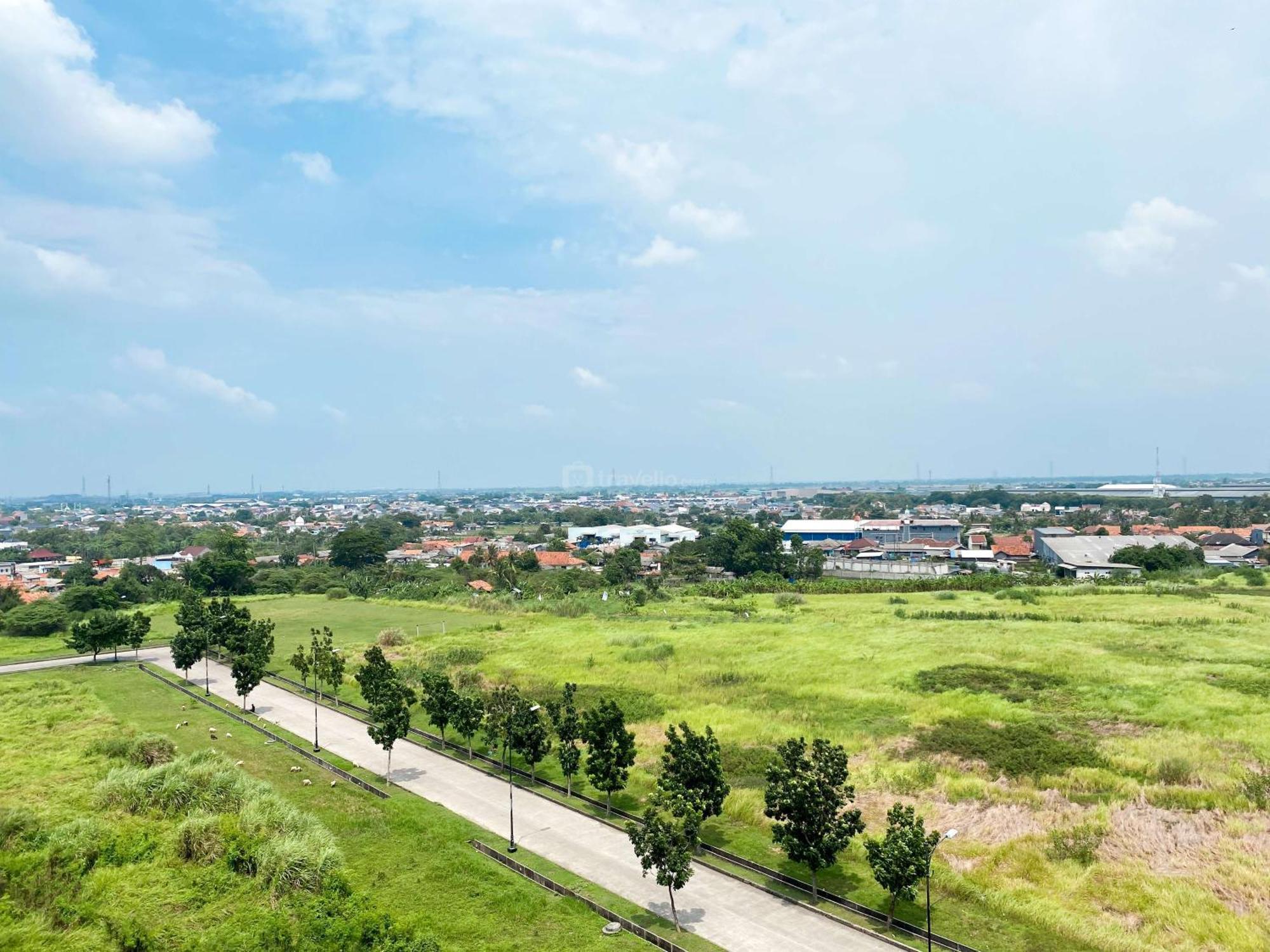 Warm And Comfy At Enviro By Travelio Cikarang
